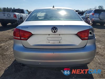 Zdjęcie 6 z 12 samochodu: 2012 VOLKSWAGEN PASSAT S VIN:1VWAP7A3XCC081137 - miniatura