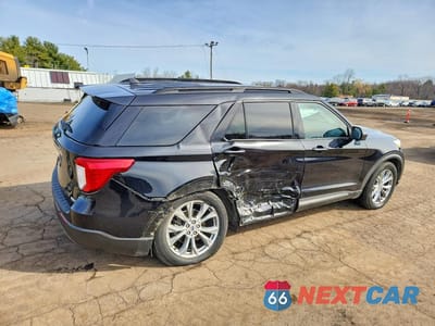 Trzecie zdjęcie samochodu z tyłu: 2020 FORD EXPLORER XLT VIN:1FMSK8DH4LGB79183 - miniatura