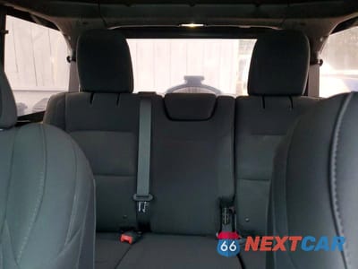 Zdjęcie 10 z 12 samochodu: 2018 JEEP WRANGLER UNLIMITED SPORT VIN:1C4HJXDG3JW274453 - miniatura