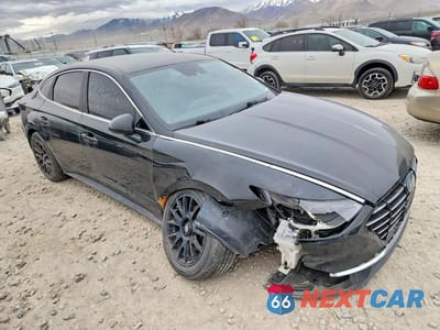 Czwarte zdjęcie samochodu z boku: 2020 HYUNDAI SONATA SE VIN:5NPEG4JA7LH056895 - miniatura