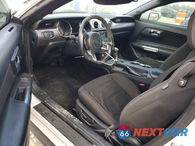 Zdjęcie 8 z 12 samochodu: 2015 FORD MUSTANG VIN:1FA6P8TH9F5305939 - miniatura