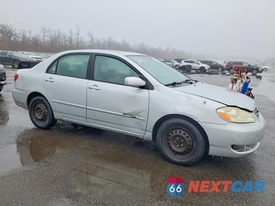 Czwarte zdjęcie samochodu z boku: 2005 TOYOTA COROLA VIN:2T1BR32E35C457455 - miniatura