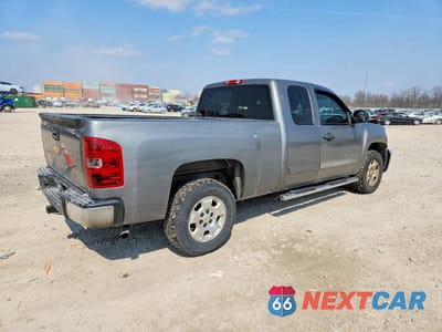 Trzecie zdjęcie samochodu z tyłu: 2012 CHEVROLET SILVERADO K1500 LT VIN:1GCRKSE76CZ278047 - miniatura