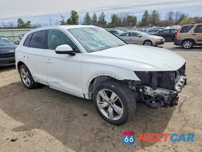 Czwarte zdjęcie samochodu z boku: 2019 AUDI Q5 PREMIUM PLUS VIN:WA1BNAFYXK2099022 - miniatura