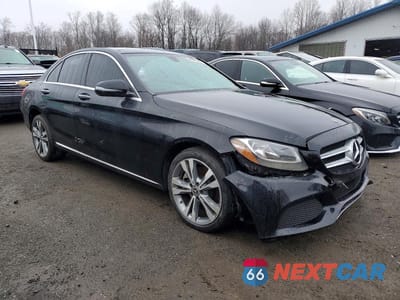 Czwarte zdjęcie samochodu z boku: 2018 MERCEDES-BENZ C 300 4MATIC VIN:55SWF4KB9JU279335 - miniatura