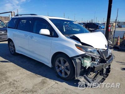 Czwarte zdjęcie samochodu z boku: 2016 TOYOTA SIENNA SE VIN:5TDXK3DCXGS721870 - miniatura