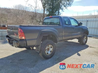 Trzecie zdjęcie samochodu z tyłu: 2013 TOYOTA TACOMA BASE VIN:5TFUX4EN9DX019510 - miniatura