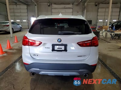 Zdjęcie 6 z 12 samochodu: 2018 BMW X1 XDRIVE28I VIN:WBXHT3C34J3H30064 - miniatura