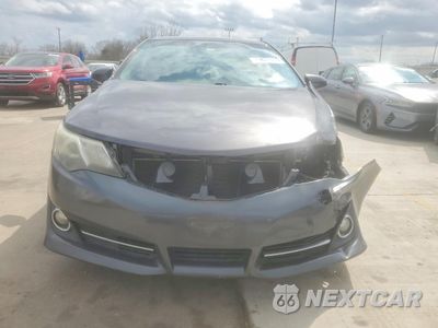 Piąte zdjęcie samochodu w środku: 2014 TOYOTA CAMRY SE VIN:4T1BF1FK7EU763313 - miniatura
