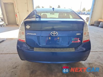Zdjęcie 6 z 12 samochodu: 2011 TOYOTA PRIUS THREE VIN:JTDKN3DU7B1420098 - miniatura