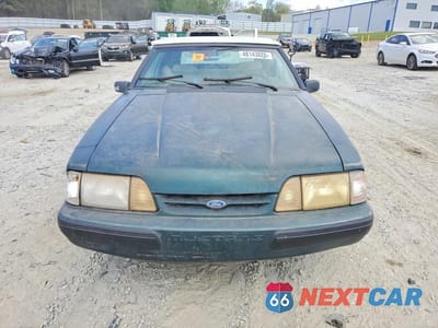 Piąte zdjęcie samochodu w środku: 1991 FORD MUSTANG VIN:1FACP44E3MF102827 - miniatura