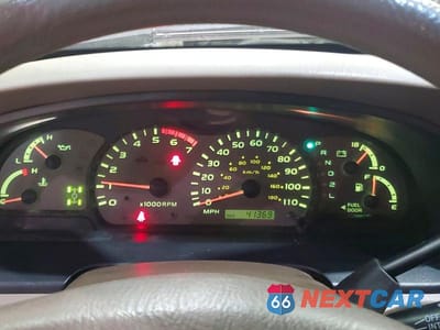 Zdjęcie 9 z 13 samochodu: 2002 TOYOTA SEQUOIA SR5 VIN:5TDBT44A62S134389 - miniatura
