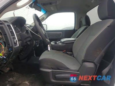 Zdjęcie 7 z 12 samochodu: 2021 RAM 1500 CLASSIC SLT VIN:3C6JR6ET4MG635120 - miniatura