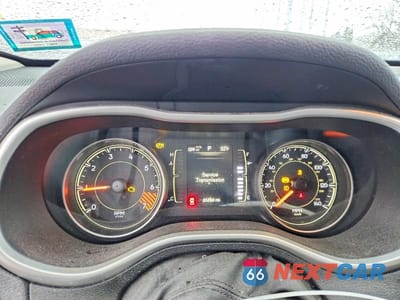 Zdjęcie 9 z 12 samochodu: 2014 JEEP CHEROKEE SPORT VIN:1C4PJLAB4EW104637 - miniatura