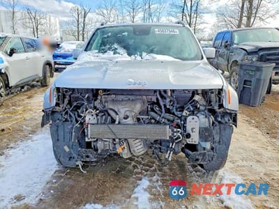 Piąte zdjęcie samochodu w środku: 2021 JEEP RENEGADE LATITUDE VIN:ZACNJDBB5MPM24473 - miniatura