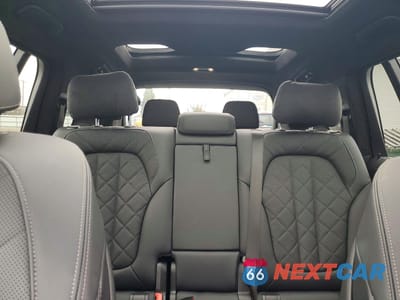 Zdjęcie 10 z 14 samochodu: 2023 BMW X7 XDRIVE40I VIN:5UX23EM00P9N61973 - miniatura