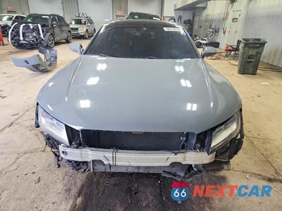 Piąte zdjęcie samochodu w środku: 2015 AUDI A7 PREMIUM PLUS VIN:WAUWGAFC2FN004394 - miniatura