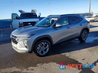 2025 CHEVROLET TRAX 1LT KL77LHEP6SC239397 - główne zdjęcie licytacji z USA - miniatura