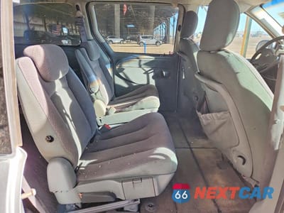 Zdjęcie 11 z 13 samochodu: 2007 DODGE GRAND CARAVAN SXT VIN:2D4GP44L37R119556 - miniatura