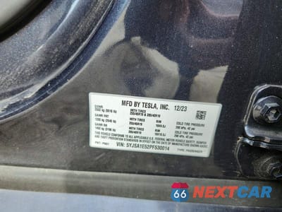 Zdjęcie 12 z 12 samochodu: 2023 TESLA MODEL S VIN:5YJSA1E52PF530014 - miniatura