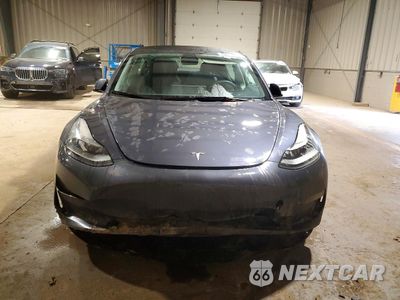 Piąte zdjęcie samochodu w środku: 2023 TESLA MODEL 3 VIN:5YJ3E1EA8PF408800 - miniatura