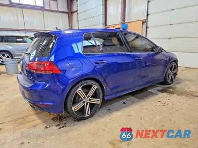 Trzecie zdjęcie samochodu z tyłu: 2016 VOLKSWAGEN GOLF R VIN:WVWUF7AU2GW152010 - miniatura