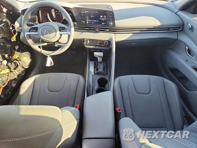 Zdjęcie 8 z 13 samochodu: 2023 HYUNDAI ELANTRA SEL VIN:KMHLM4AG3PU547184 - miniatura
