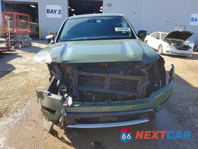 Piąte zdjęcie samochodu w środku: 2023 NISSAN FRONTIER PRO-4X VIN:1N6ED1EKXPN656095 - miniatura