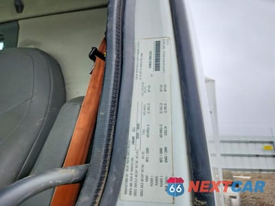 Zdjęcie 10 z 10 samochodu: 2023 VOLVO VN VNL VIN:4V4NG9EJ5PN611828 - miniatura