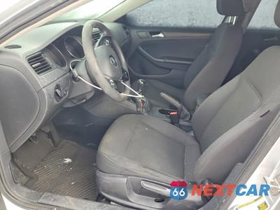 Zdjęcie 7 z 11 samochodu: 2015 VOLKSWAGEN JETTA BASE VIN:3VW1K7AJ4FM412603 - miniatura