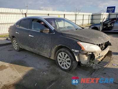 Czwarte zdjęcie samochodu z boku: 2015 NISSAN SENTRA S VIN:3N1AB7AP4FY351014 - miniatura