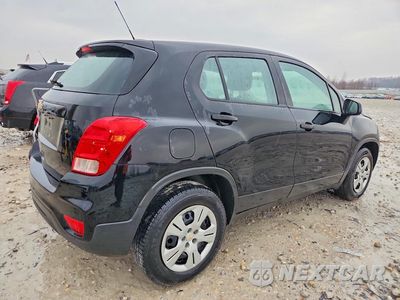 Trzecie zdjęcie samochodu z tyłu: 2019 CHEVROLET TRAX LS VIN:3GNCJKSB6KL141897 - miniatura