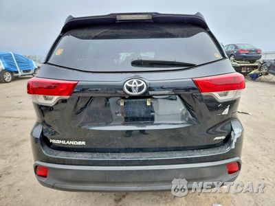 Zdjęcie 6 z 13 samochodu: 2017 TOYOTA HIGHLANDER LE VIN:5TDBZRFH6HS431516 - miniatura