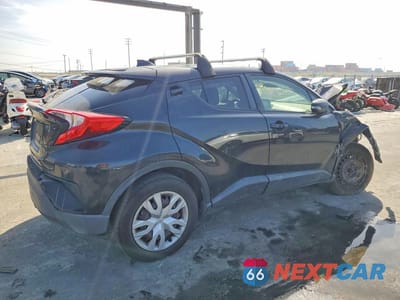 Trzecie zdjęcie samochodu z tyłu: 2021 TOYOTA C-HR LE VIN:JTNKHMBX7M1116519 - miniatura