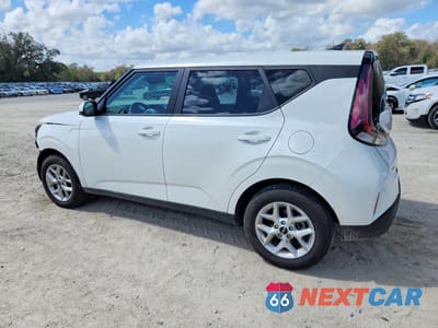 Drugie zdjęcie samochodu z przodu: 2025 KIA SOUL LX VIN:KNDJ23AUXS7949499 - miniatura