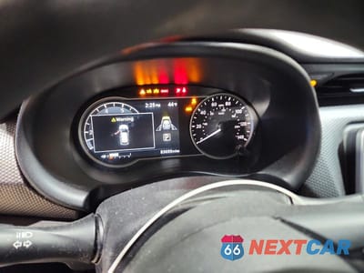 Zdjęcie 9 z 12 samochodu: 2020 NISSAN KICKS SV VIN:3N1CP5CV8LL491120 - miniatura