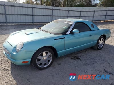 2002 FORD THUNDERBIRD 1FAHP60A92Y110985 - główne zdjęcie licytacji z USA - miniatura