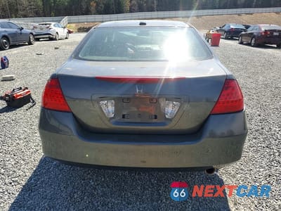 Zdjęcie 6 z 12 samochodu: 2006 HONDA ACCORD EX VIN:1HGCM56836A105471 - miniatura