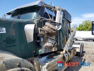 Zdjęcie 9 z 10 samochodu: 2013 KENWORTH CONSTRUCTION W900 VIN:1XKWD49X6DJ357242 - miniatura