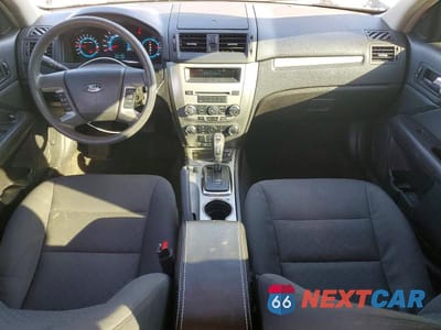 Zdjęcie 8 z 13 samochodu: 2012 FORD FUSION SE VIN:3FAHP0HA8CR332421 - miniatura