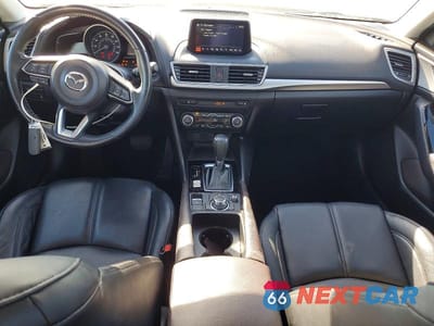 Zdjęcie 8 z 13 samochodu: 2018 MAZDA 3 TOURING VIN:3MZBN1V35JM231989 - miniatura