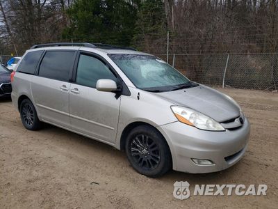 Czwarte zdjęcie samochodu z boku: 2009 TOYOTA SIENNA XLE VIN:5TDZK22CX9S261912 - miniatura