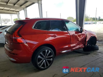 Trzecie zdjęcie samochodu z tyłu: 2023 VOLVO XC60 ULTIMATE VIN:YV4L12RF1P1346072 - miniatura