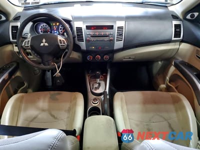 Zdjęcie 8 z 13 samochodu: 2012 MITSUBISHI OUTLANDER SE VIN:JA4JT3AW2CU000671 - miniatura