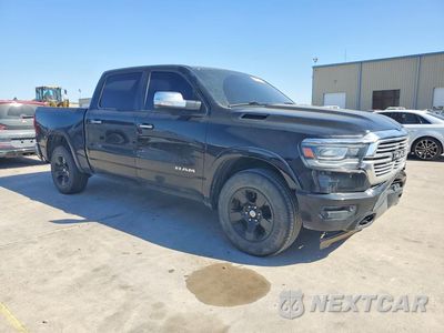 Czwarte zdjęcie samochodu z boku: 2019 RAM 1500 VIN:1C6SRFJT3KN504534 - miniatura