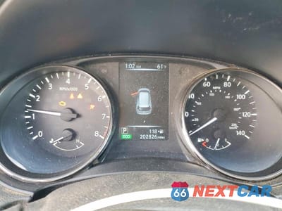 Zdjęcie 9 z 12 samochodu: 2017 NISSAN ROGUE S VIN:KNMAT2MV8HP520995 - miniatura