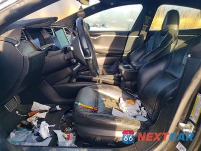 Zdjęcie 7 z 11 samochodu: 2016 TESLA MODEL S VIN:5YJSA1E13GF120884 - miniatura