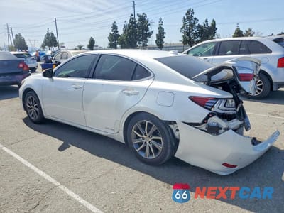 Drugie zdjęcie samochodu z przodu: 2016 LEXUS ES 300H BASE VIN:JTHBW1GG7G2121704 - miniatura