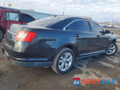 Trzecie zdjęcie samochodu z tyłu: 2010 FORD TAURUS SEL VIN:1FAHP2EW0AG138398 - miniatura