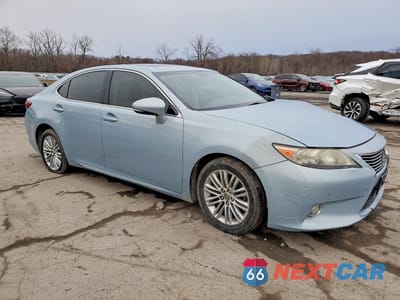 Czwarte zdjęcie samochodu z boku: 2013 LEXUS ES 350 BASE VIN:JTHBK1GG7D2027300 - miniatura